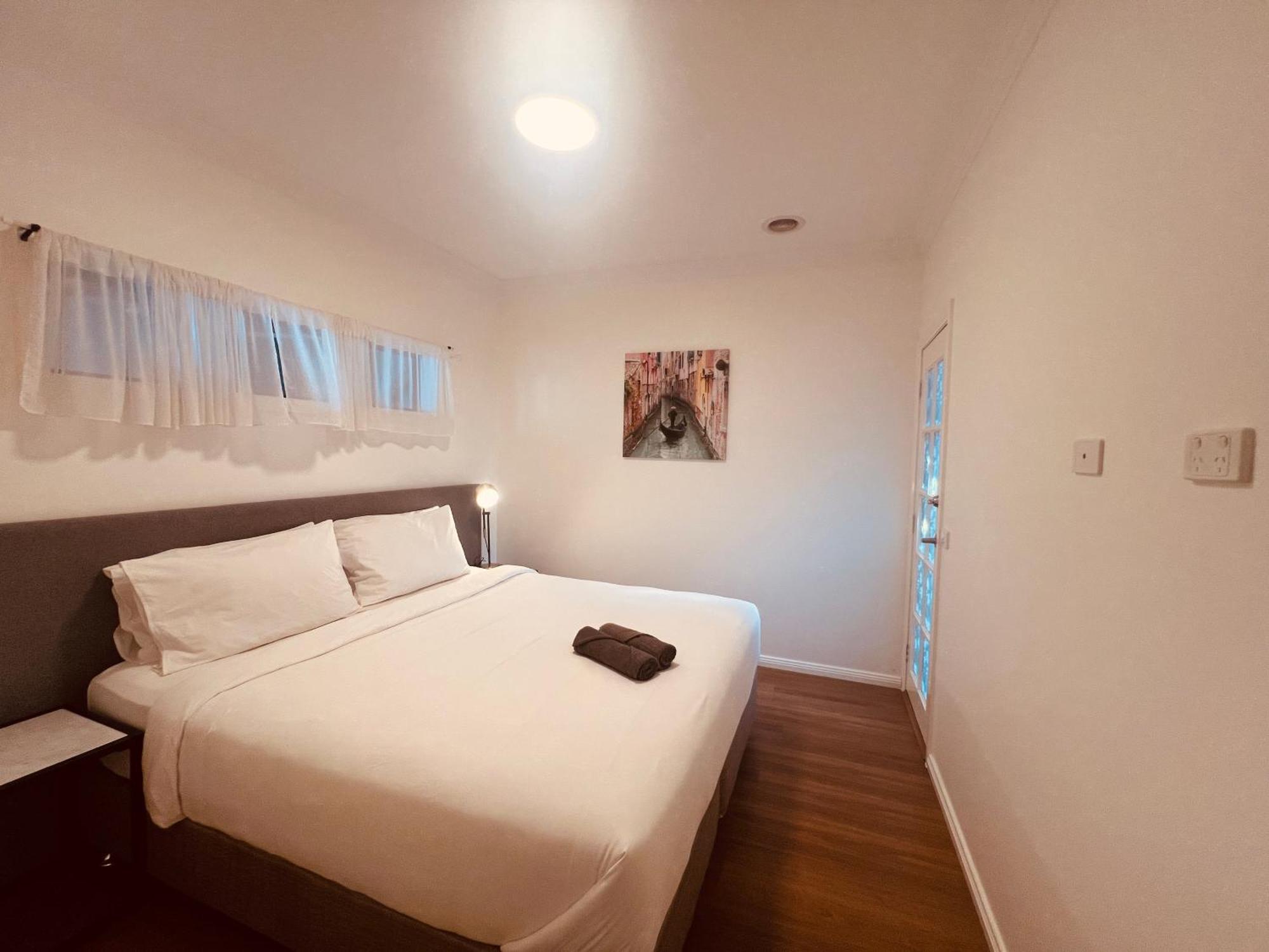 Cosy 4Br Home 15 Minutes Away From Melbourne Airport St Albans Экстерьер фото